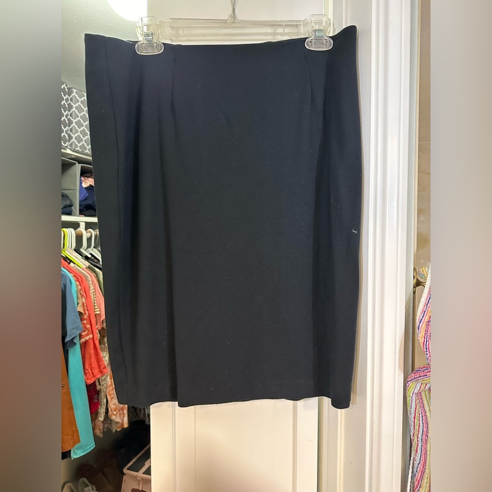 Day to night  black knit skirt